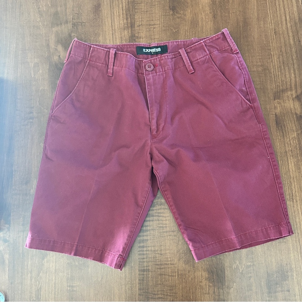 Express Men’s Size 30 Knee Length 10” Inch Inseam Burgundy Shorts